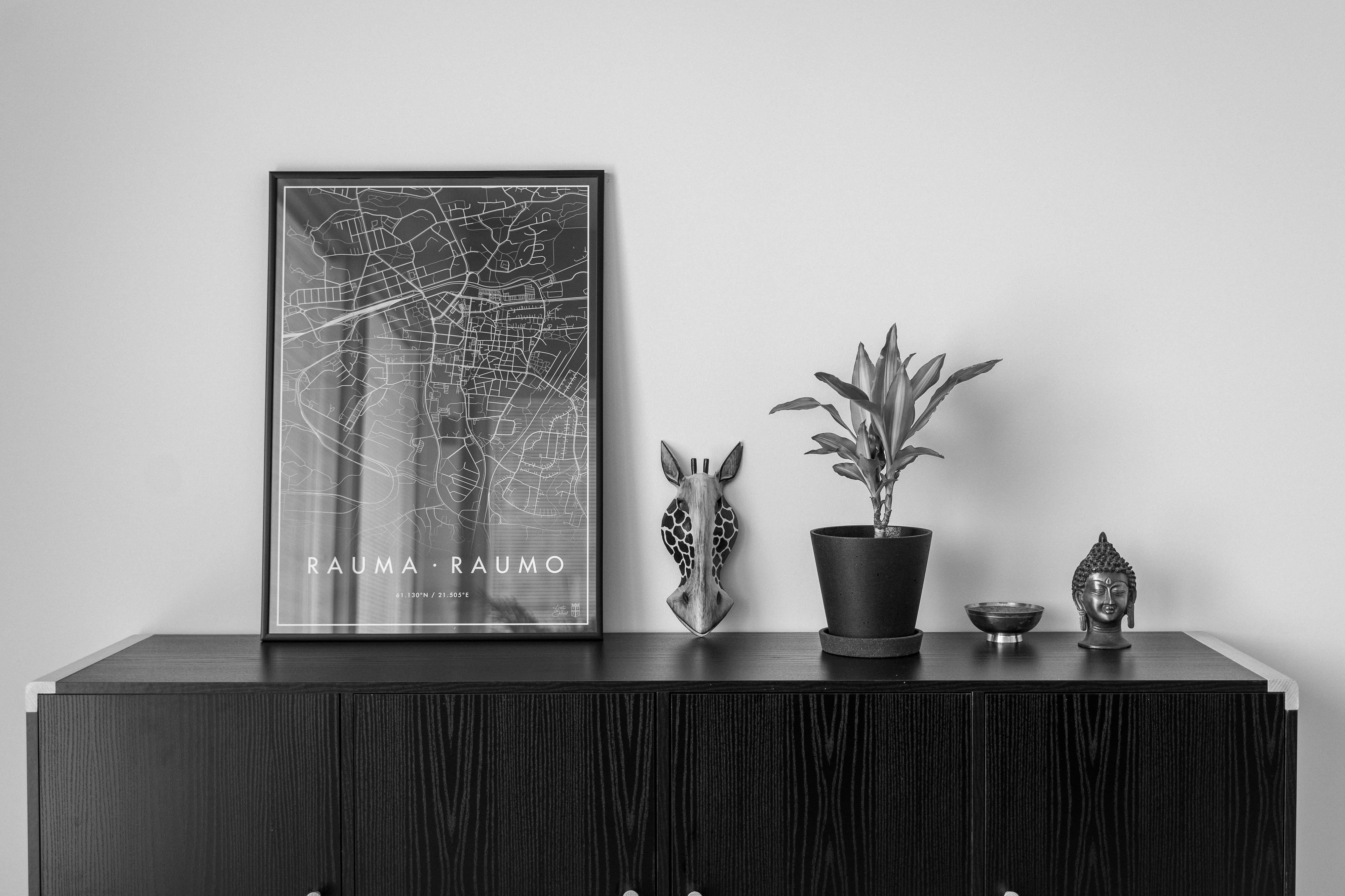 Sideboard aus Nussbaum in einem Wohnzimmer